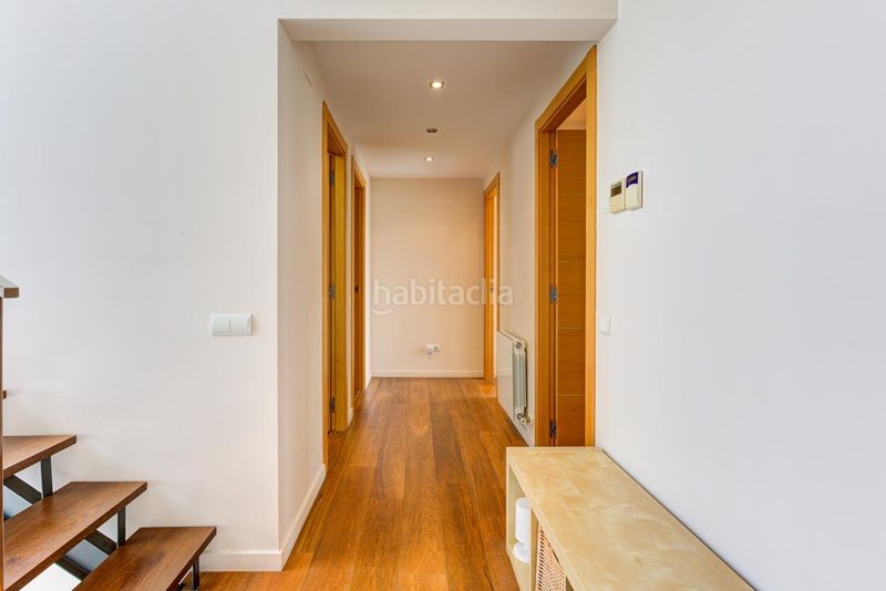 Foto 0866d420-1383-446e-a365-000b5b06ada6. Casa amb calefacció aparcament a Baixador Castelldefels