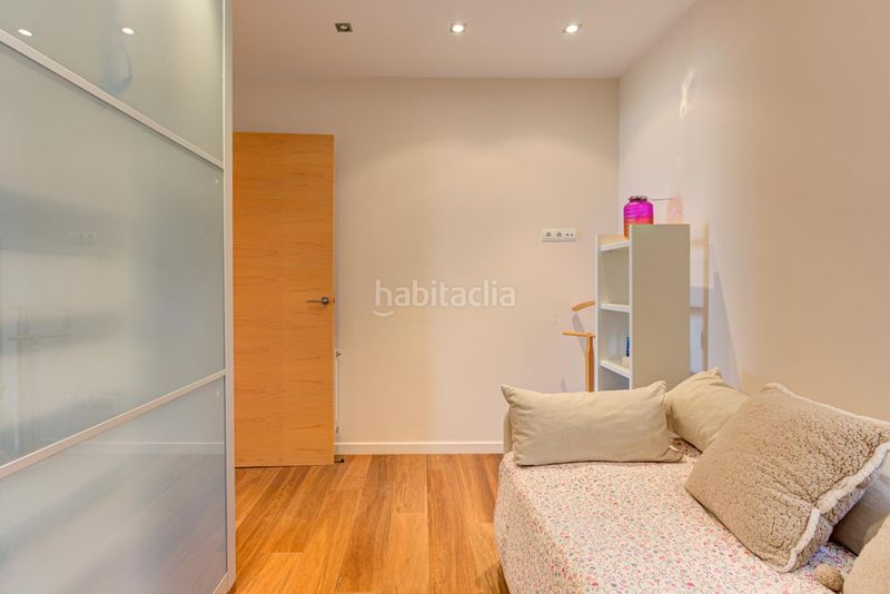 Foto 828320cc-0a54-4282-813b-3eac711e5b13. Casa amb calefacció aparcament a Baixador Castelldefels