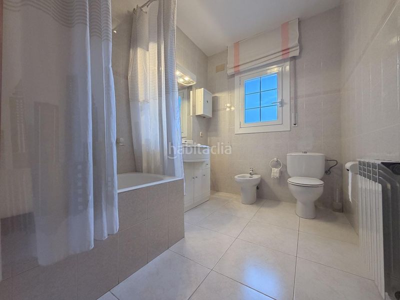 Foto c602b8f2-eeeb-49c9-9a98-2cb07f522e67. Casa a Montmar Castelldefels