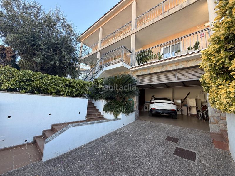 Foto d7b22114-4efd-42a8-8d85-4f7c5b855736. Casa a Montmar Castelldefels