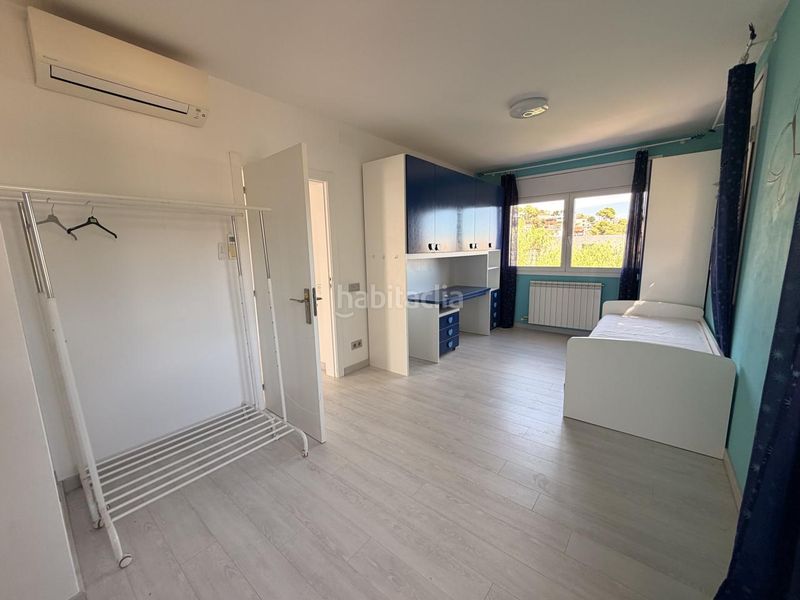 Foto f11d9e61-f992-46f9-905f-60cd0099ec14. Rent house with heating in Montmar Castelldefels