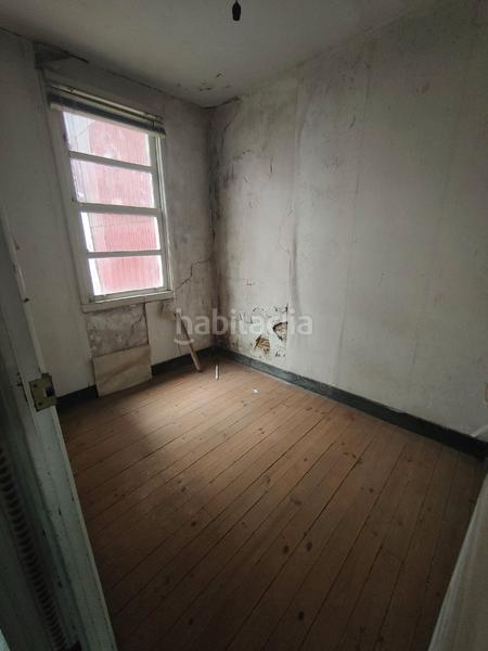 Foto d83b8dea-9f29-4e04-963e-dcc192cb8311. Casa in A Milagrosa Lugo