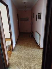 Appartement  Rúa otero pedrayo. Vivienda a escasos metros de la avenida de la coruña.