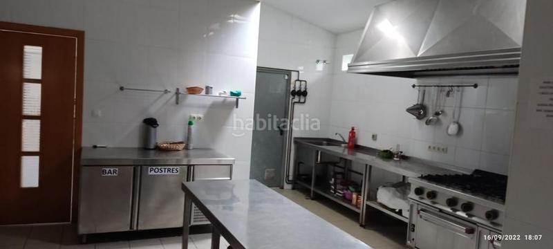 Foto 00f6c16b-8375-4d03-92da-d34f70ada3ba. Edifici a Burela