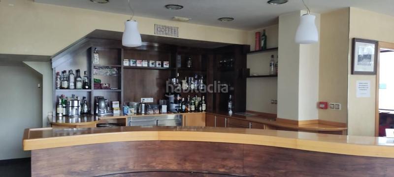 Foto e52bea89-01a0-4a92-bf9d-6bf932cf36ae. Edifici a Burela