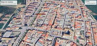 Terreny residencial en Calle sombra 11. Magnifico solar urbano de 235 m2 sale el metro a 191