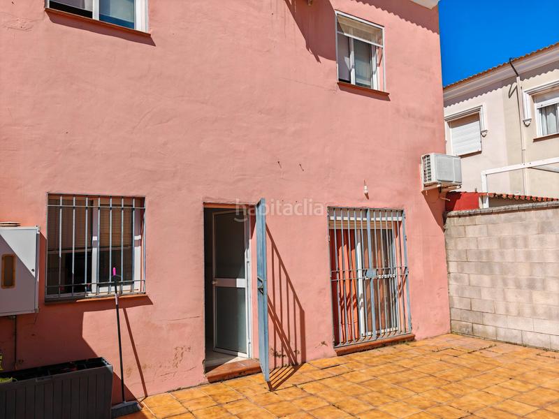 Foto 7db43139-b760-4fb8-b3d7-938d3f436650. Maison dans calle san isidro 29 dans Torre de la Reina Guillena