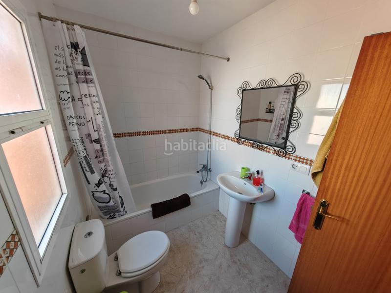 Foto e1a1e264-5e2b-42e8-9d70-c163aca419aa. Maison dans calle san isidro 29 dans Torre de la Reina Guillena