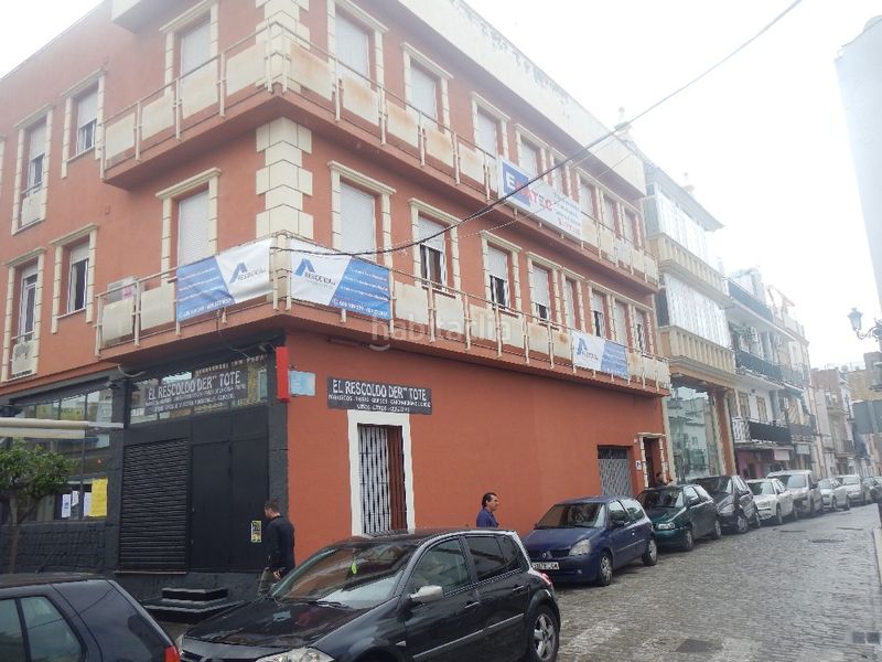 Foto d173035e-d754-4dbb-b589-031882207b35. Local comercial a avenida primero de mayo 70 a Algaba (La)