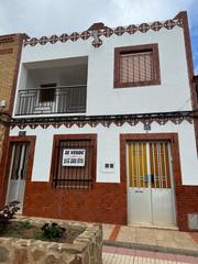 Maison à Avenida de la fontanica 194. 85_casa en monterrubio de la serena_avda. fontanica,192