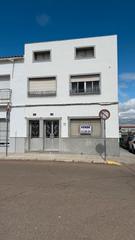 Dúplex a Calle pilar 45a. 140_local y piso_calle pilar, 140 a-b