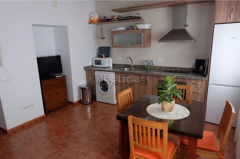 Foto 465d50aa-6617-44b3-979e-e4c47cbcc067. Casa en calle colón 68 en Castuera