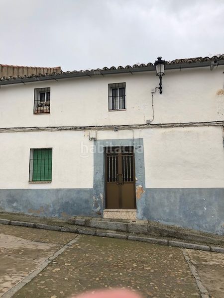 Foto 1934d111-0a9c-4a9b-94bf-cfeefc2cc289. Casa a calle cerrillo 39 a Castuera