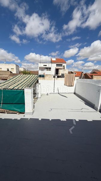 Foto 7f2bb244-62e9-4c33-a292-f0f9e2b9bf2f. Casa a calle laguna 57 a Castuera