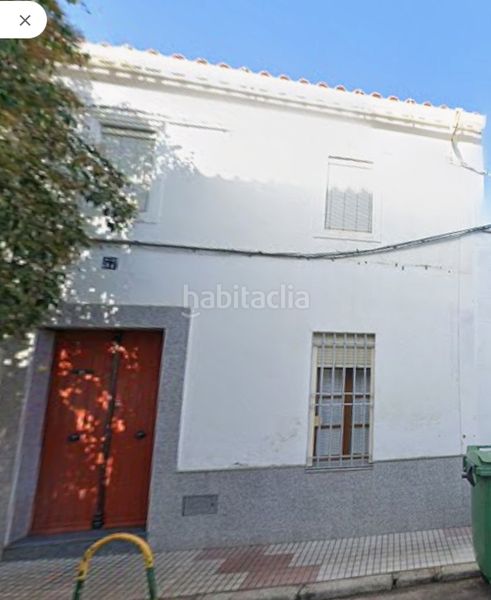 Foto ebb900a7-fccb-4e11-9603-471417fbf36f. Casa a calle laguna 57 a Castuera