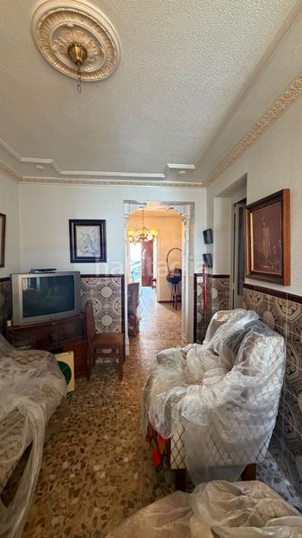 Foto 41e515ce-2e0e-4414-8ee3-c6e37992c8ab. Casa a Castuera