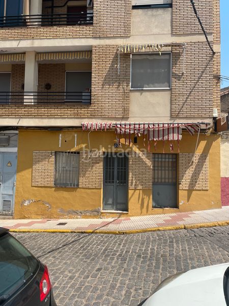Foto 59d6ddba-b28a-4e7b-b50f-356b270bda1e. Local comercial a calle arcos 4 a Castuera