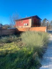 Terrain résidentiel à Urbanización canto de la virgen 11. Parcela en sotillo de la adrada avila