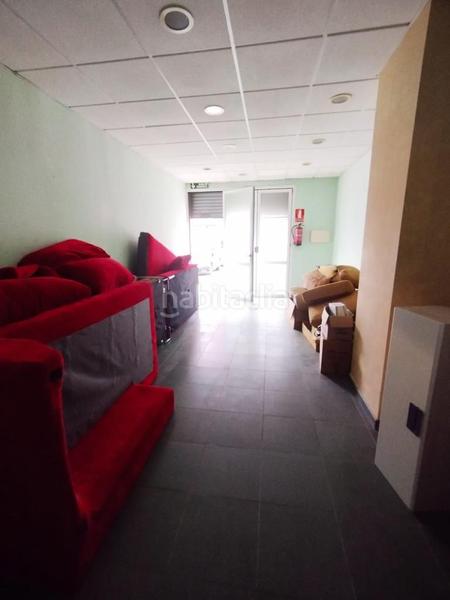 Foto 62cf3f6a-e62f-42d3-b3e3-0012641e1732. Local comercial a Cascajos - Piqueras Logroño