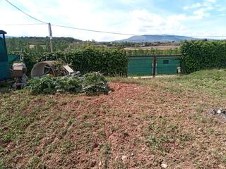 Finca rústica en Lardero. Terreno en lardero vallado con agua con contador