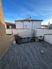 Casa a Avenida de la concordia 18b. Casa en el redal con patio y terraza