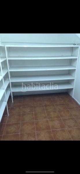 Foto bfb064ae-3090-4c91-b8b1-c114e43797d8. Locale commerciale in calle samalar 20 in Oeste Logroño