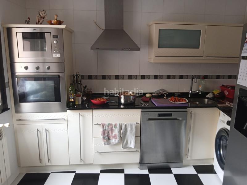 Foto 9fb132e4-9169-4013-8be8-aaa3d5a6ba63. Casa  con garaje en Fuenmayor