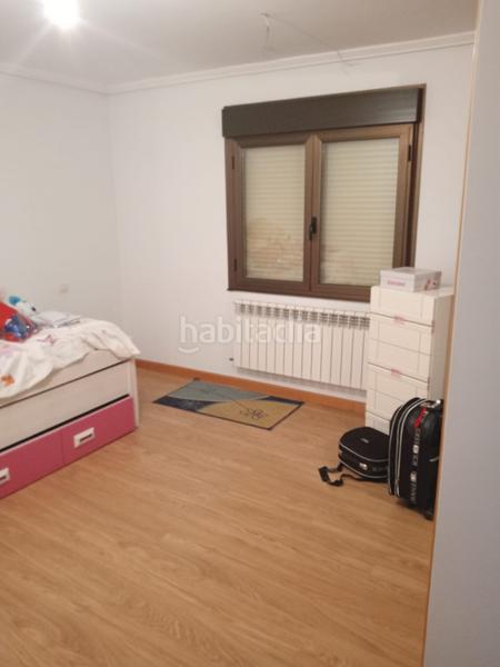 Foto a253de8c-ed98-48c0-8a1c-b3294b81485a. Casa  con garaje en Fuenmayor