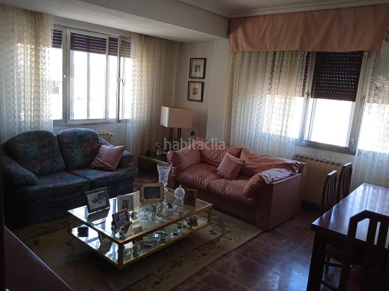 Foto 1ef3118d-255b-4b06-9abc-279a492ad707. Casa  con gran lonja y merendero en Entrena