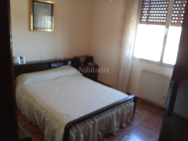Foto a00573dd-f594-4bed-8974-dbccea5838ee. Casa  con gran lonja y merendero en Entrena