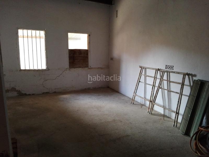 Foto b1102458-78e1-4c4a-8271-8e2bcc69c2ff. Casa  con patio en Entrena