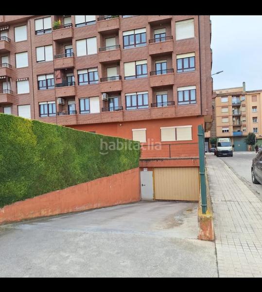 Foto ab31fa32-abea-473b-9f0d-9bb0877b1dc4. Aparcament cotxe a calle víctor romanos 15 a Fuenmayor