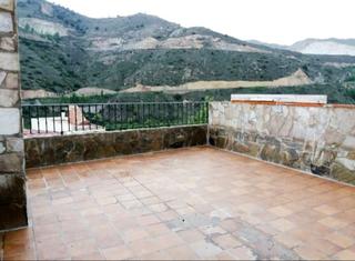 Maison à Calle cuesta 6. Casa con terraza en leza