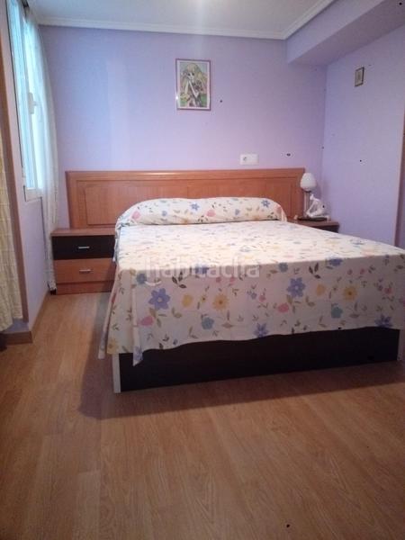 Foto 0f7e6476-8533-4a01-a135-40b6fd31b032. Casa  con patio y terraza en Cenicero