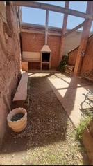 Maison à Arenzana de Abajo. Casa en arenzana de abajo con terraza , patio y cochera