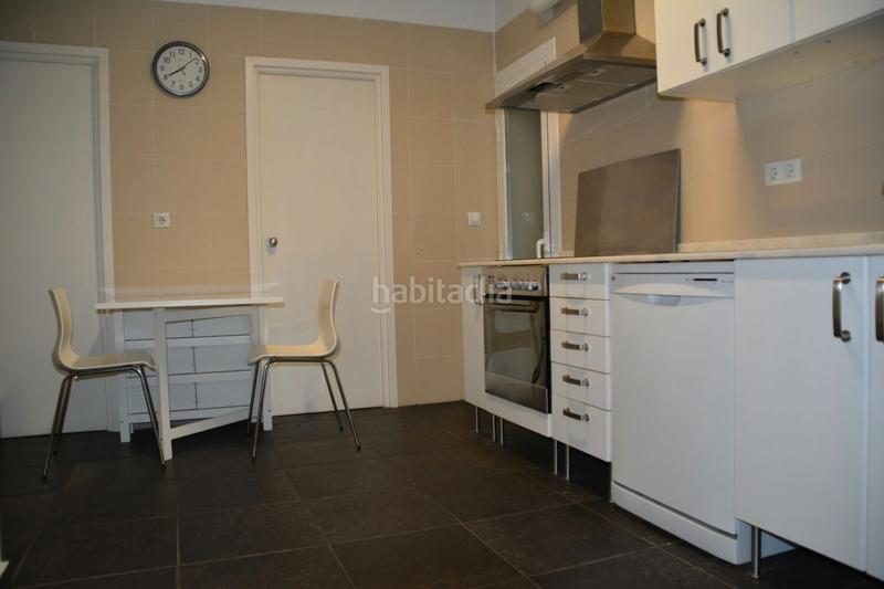 Foto d11cbce6-4dfd-47f5-9352-21f975bf8064. Apartament amb calefacció a Gran Via Logroño
