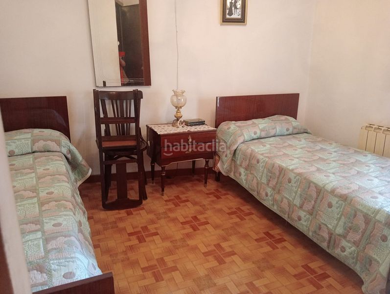 Foto dfbfc4c7-788d-46e2-856b-aaed63c17ce6. Casa a calle morcillon 5 a Viguera