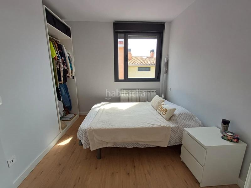 Foto c1a6bc23-08b9-43a3-9759-03378b10e627. Xalet amb calefacció aparcament a Agoncillo