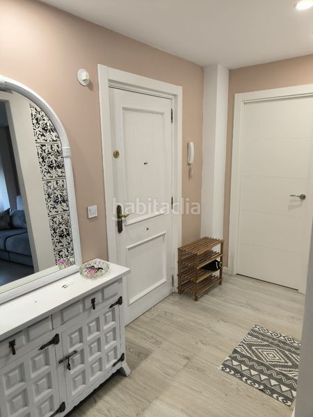 Foto 096500a4-f5fd-45d0-8047-44cb70137bf1. Pis a calle padre claret 12 a Residencia Logroño