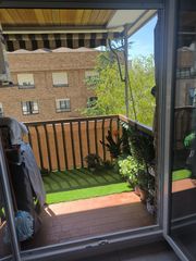 Etagenwohnung in Calle padre claret 12. Piso en logroño con terraza zona padre claret