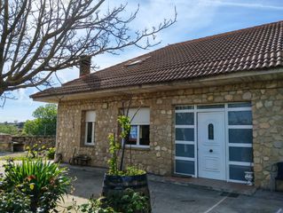 Chalet à Laguardia. Chalet  con terreno en la guardia y viñedo