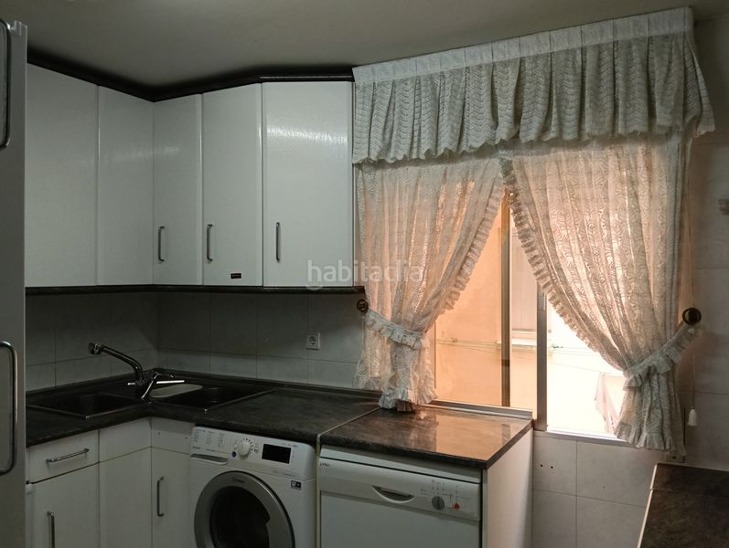 Foto 12967775-bf4b-4c4f-87f3-7a616f1b2475. Flat with heating parking in Oeste Logroño