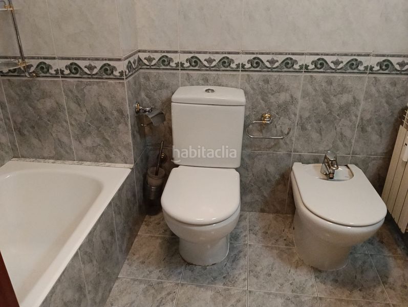 Foto f4a8351d-fcb7-4085-abfb-e39893073d19. Flat with heating parking in Oeste Logroño