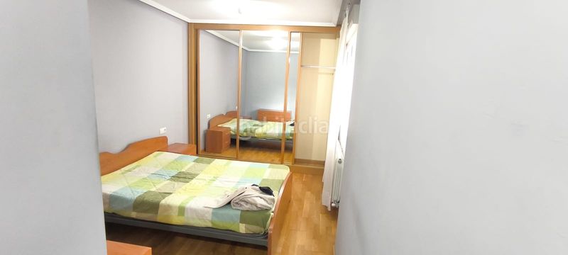 Foto 07e7aa5c-73a1-44e6-926f-386f4de4d793. Apartament amb calefacció aparcament a Lardero