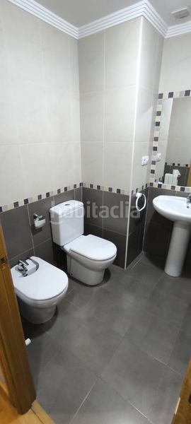 Foto 1b8b3d8c-686a-41a5-8dc0-d0af7ec69520. Apartament amb calefacció aparcament a Lardero