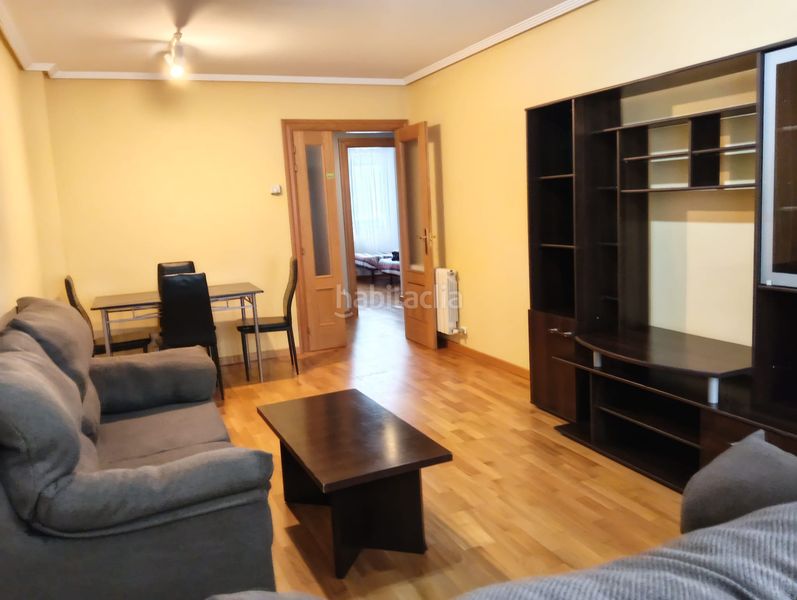 Foto 3ba270dd-f9a3-4568-ab00-31bf7aa4af91. Apartament amb calefacció aparcament a Lardero