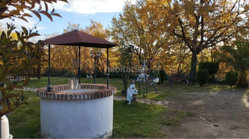 Foto c5538021-6651-4c2d-ba29-b551e0bfc462. Xalet amb aparcament piscina a Entrena