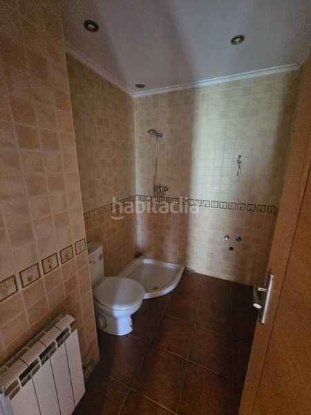 Foto b7dab140-74ba-4d7f-897c-745595d12b98. Xalet amb xemeneia calefacció aparcament a Nájera
