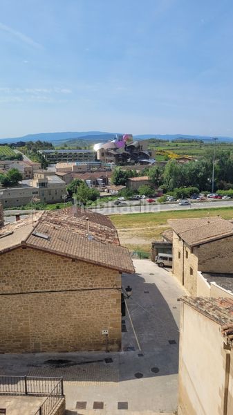 Foto 0e84a6ce-1a0e-41e3-b48f-9e7c785548df. Casa amb calefacció aparcament a Elciego