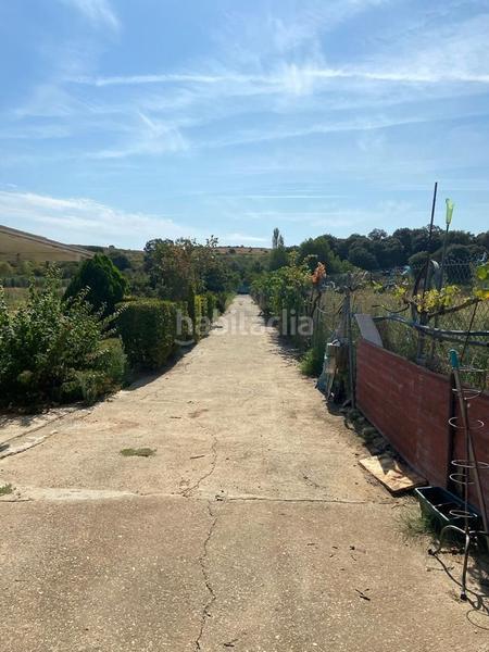 Foto c93be9a1-a042-41d0-8a00-dab182377d0a. Terreno residenziale in El Cortijo Logroño